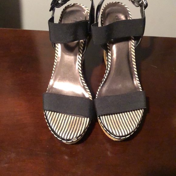 Wedges - Picture 2 of 3